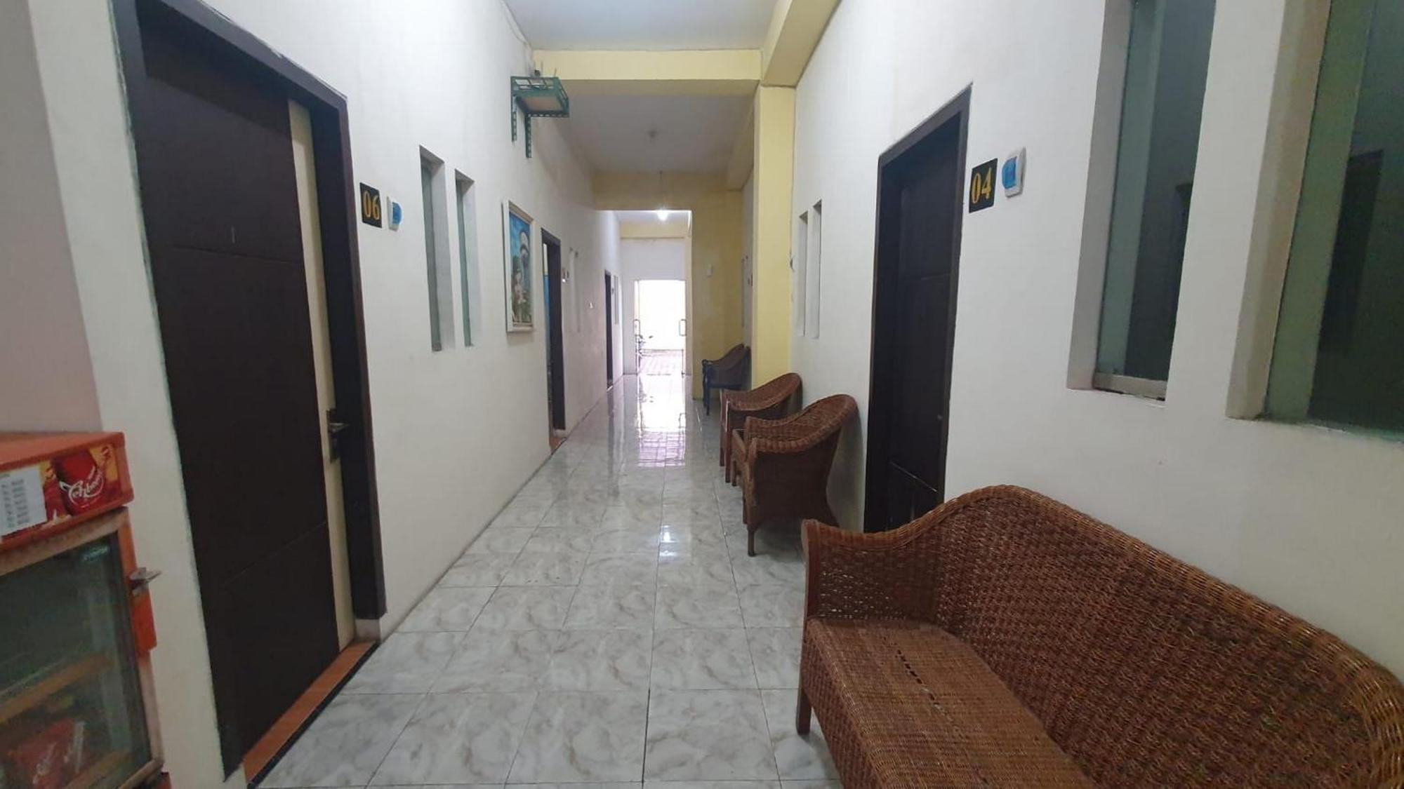 OYO 2614 Demasto Homestay Jembel Exterior foto